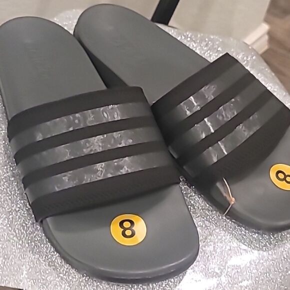 Adidas Adilette Comfort Slide Sandal,- Core Black/Grey Six